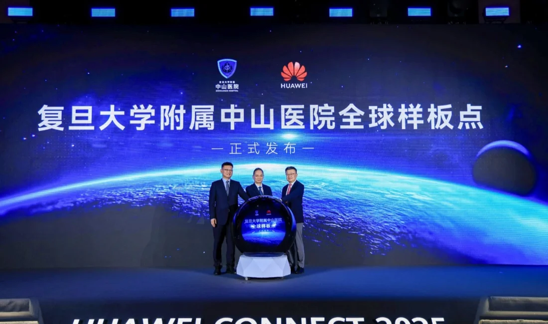 HUAWEI CONNECT 2025 etkinliğinde,
