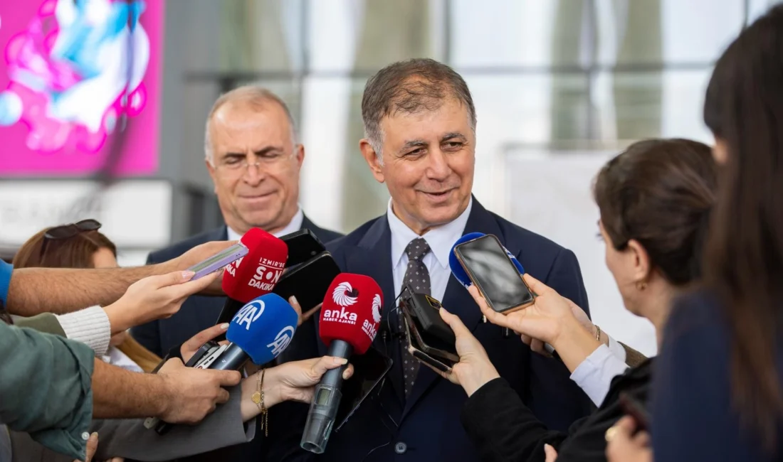 İzmir Büyükşehir Belediye Başkanı