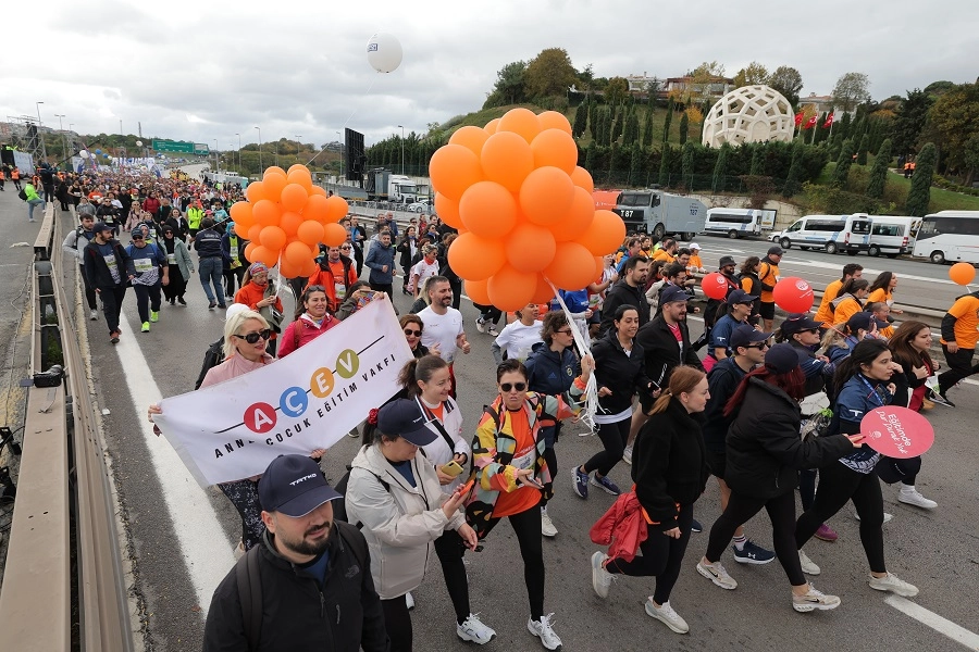 İstanbul’da maratonun hızı kayıtlara yansıdı İstanbul Büyükşehir Belediyesi (İBB)