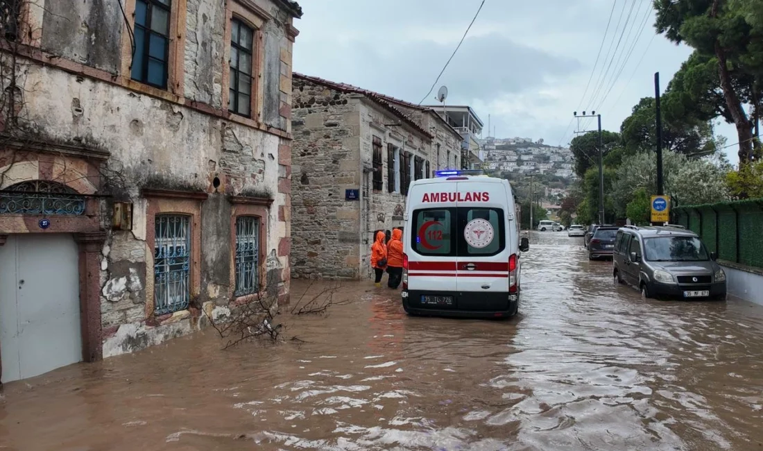 İzmir’in Foça ilçesinde etkili